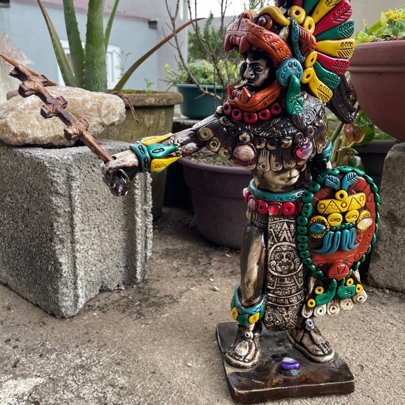 Handcrafted Wooden Tecun Uman Sculpture with Stones and Removable Macuahuitl - Picture 4 of 6